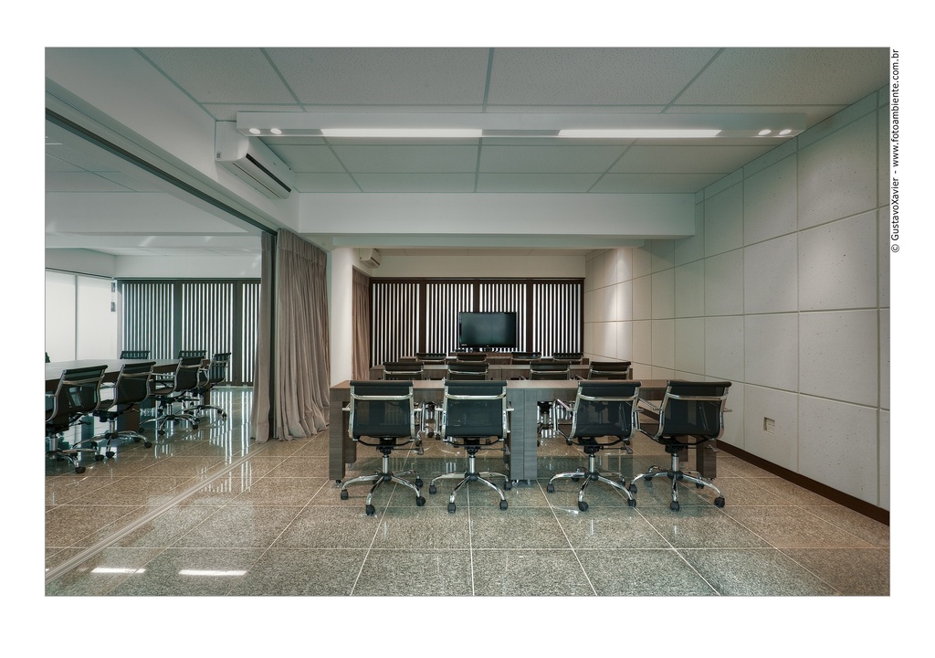 [SR-02] Sala de Reunião – Centro Empresarial R Campos